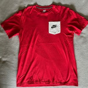 Nike Pocket Tee